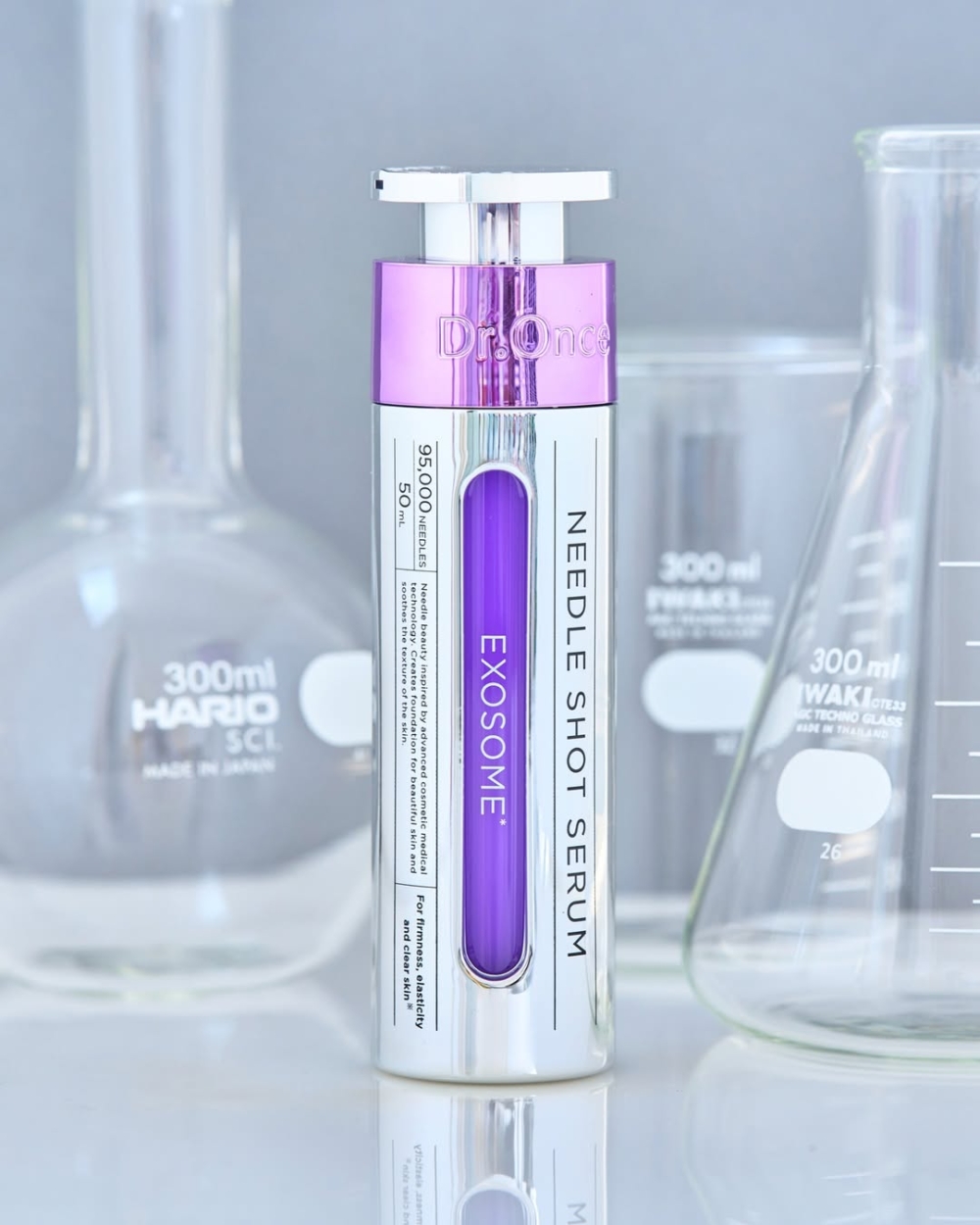 Dr.Once外泌體微針精華液巧妙地將外泌體保養概念，結合了特殊設計的針刺/微針導入科技