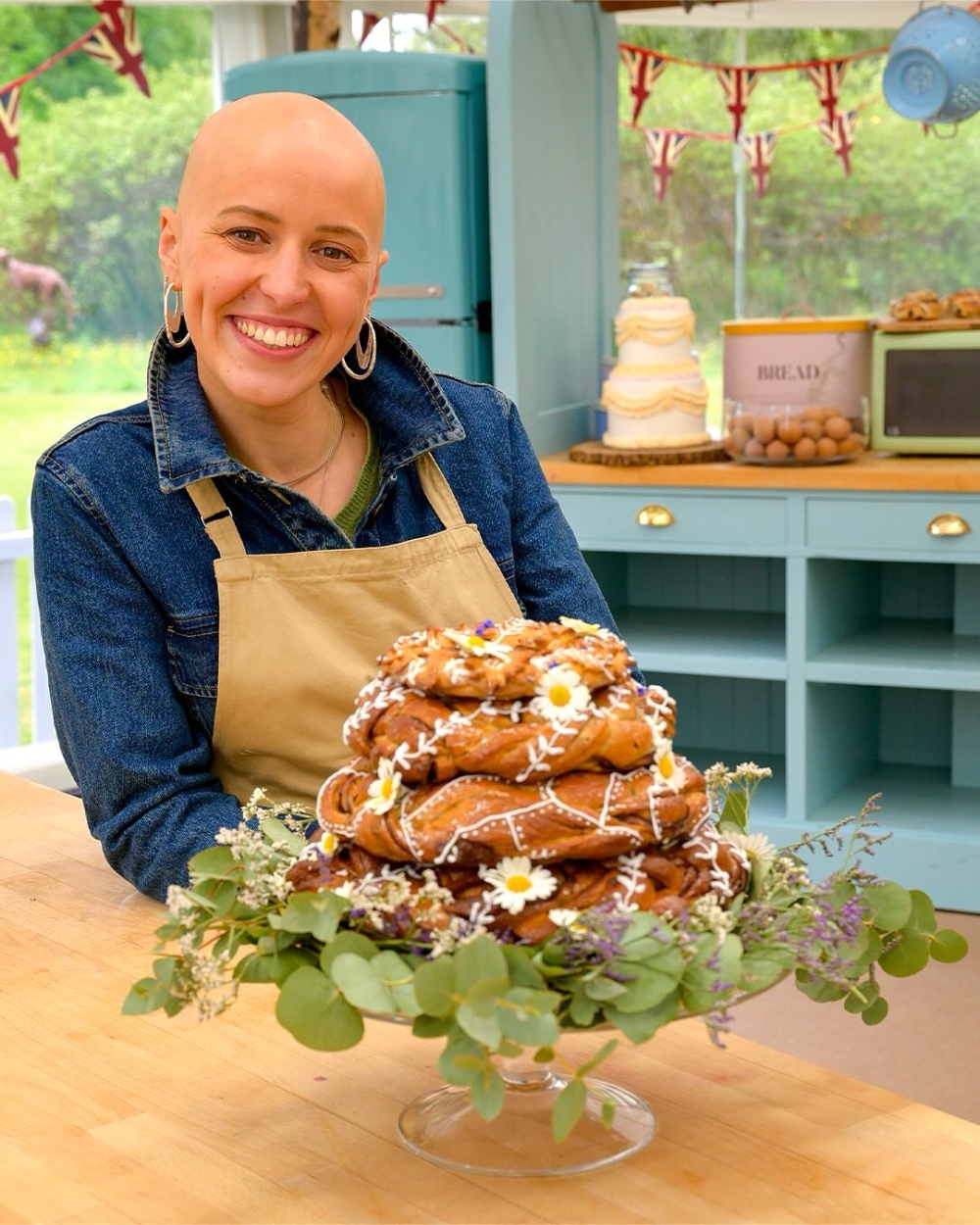 Jasmine 曾表示自己現在越來越享受「看起來有點不一樣」的樣子