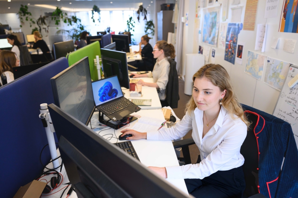 公主也當實習生？Z世代女王的國際視野