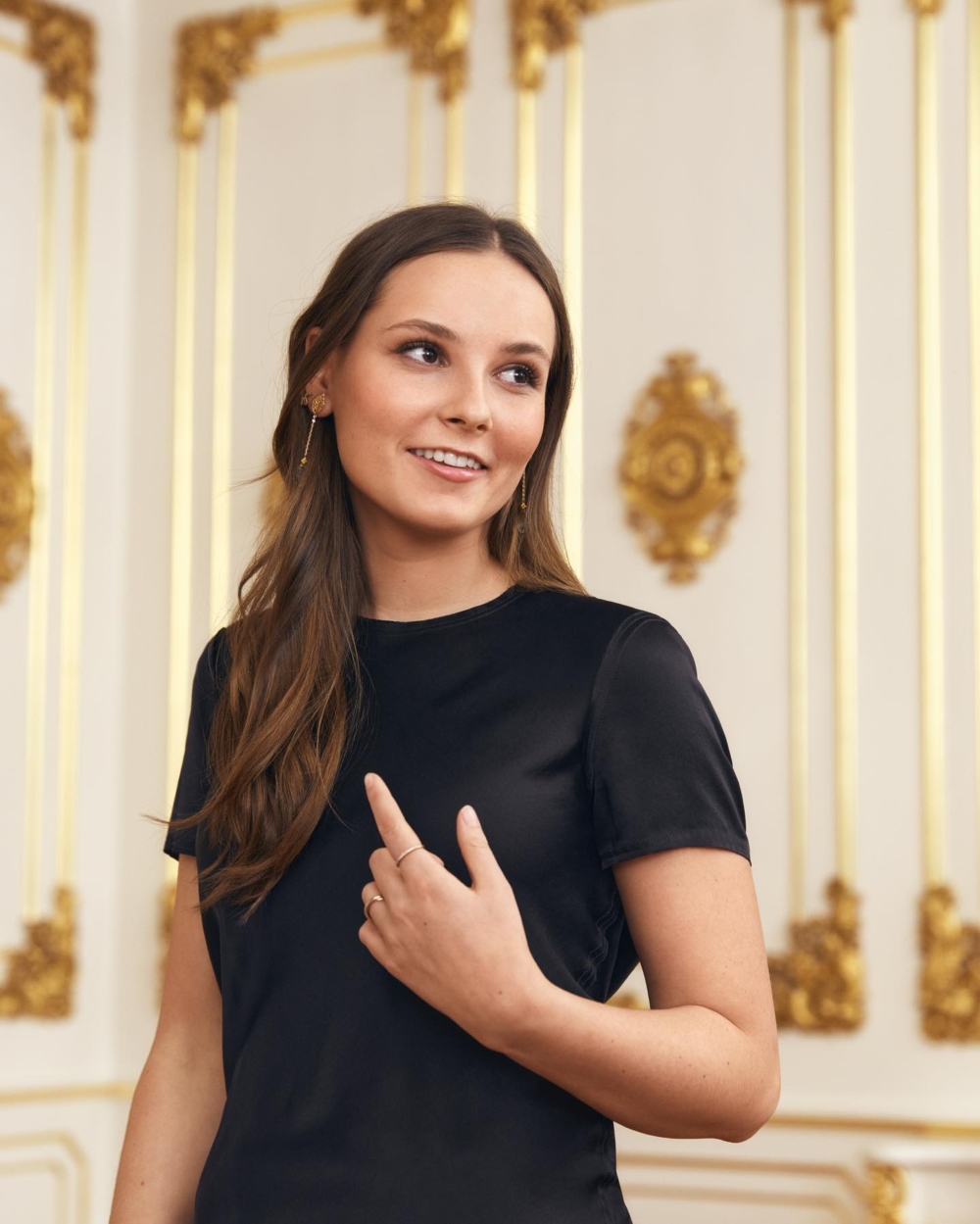 她是衝浪冠軍、傘兵還可能成為600年來首位女王：挪威「最酷公主」Ingrid Alexandra