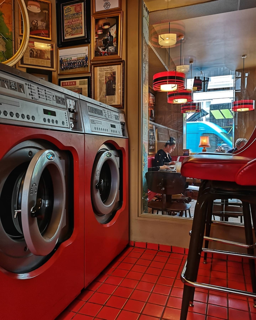 丹麥和冰島的 The Laundromat Café 空間設計強烈咖啡館風格