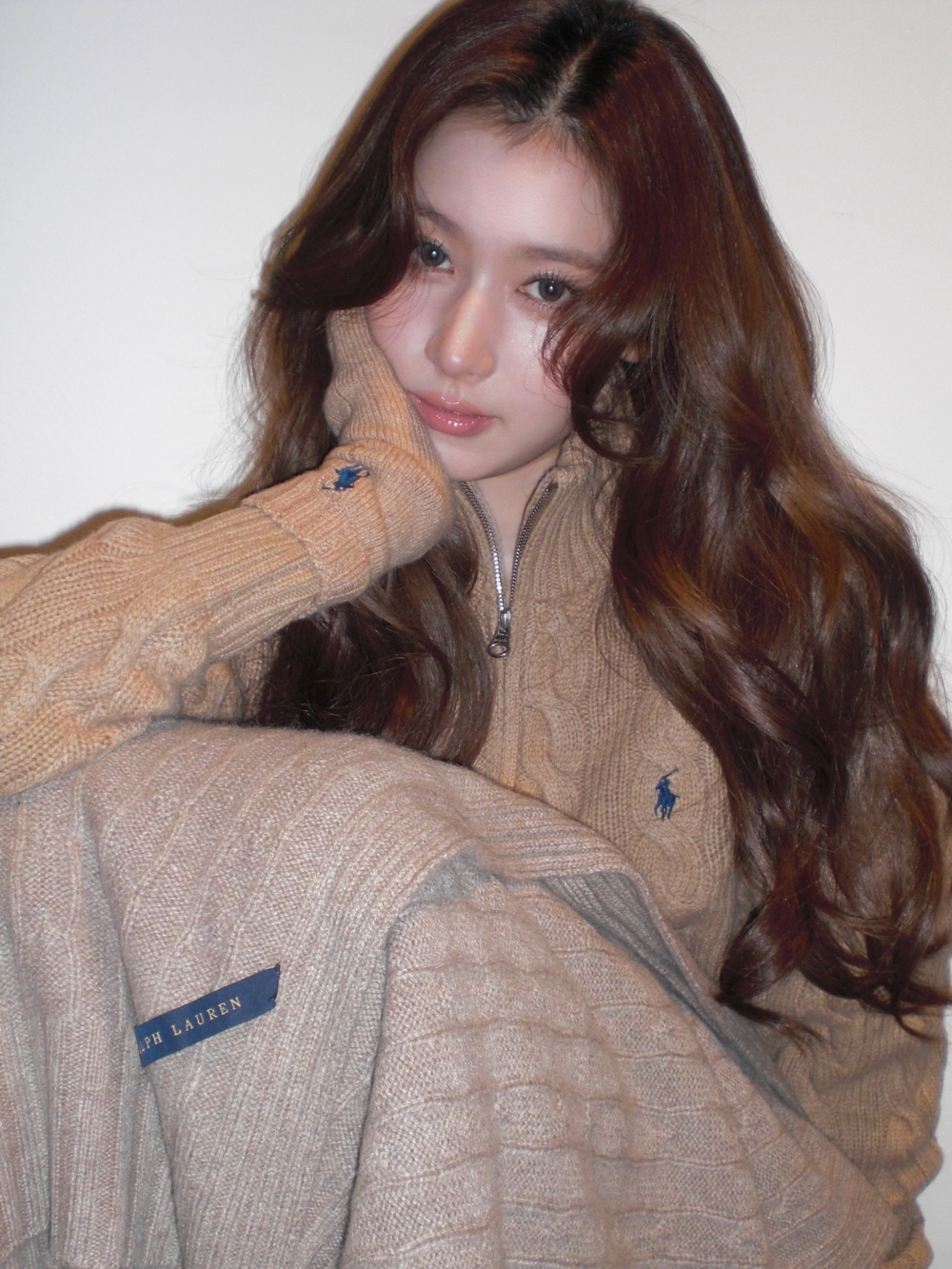 名人 Quarter Zip 穿搭：TWICE Sana