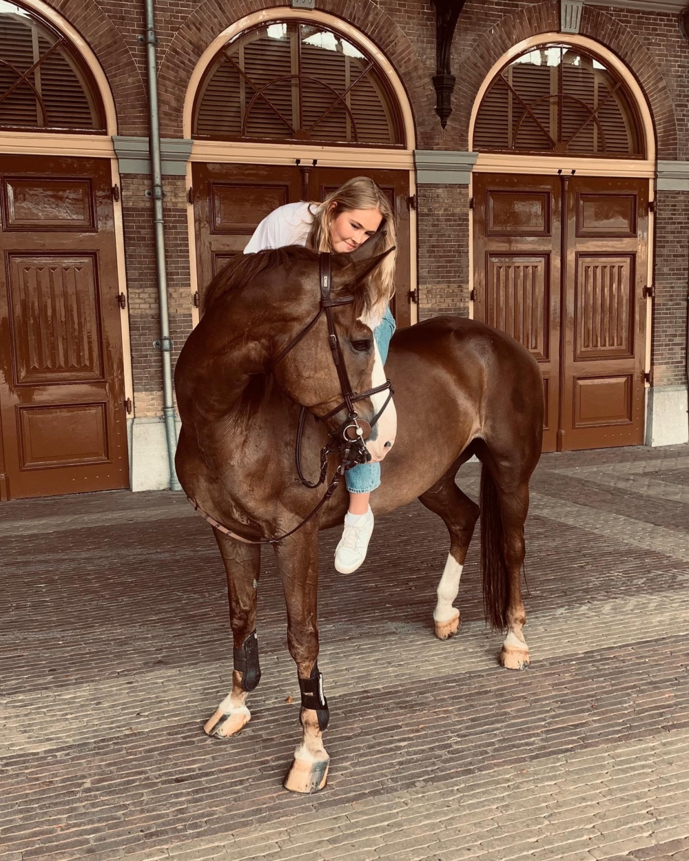 公主愛上馬術與音樂：那些課本外的真實人生