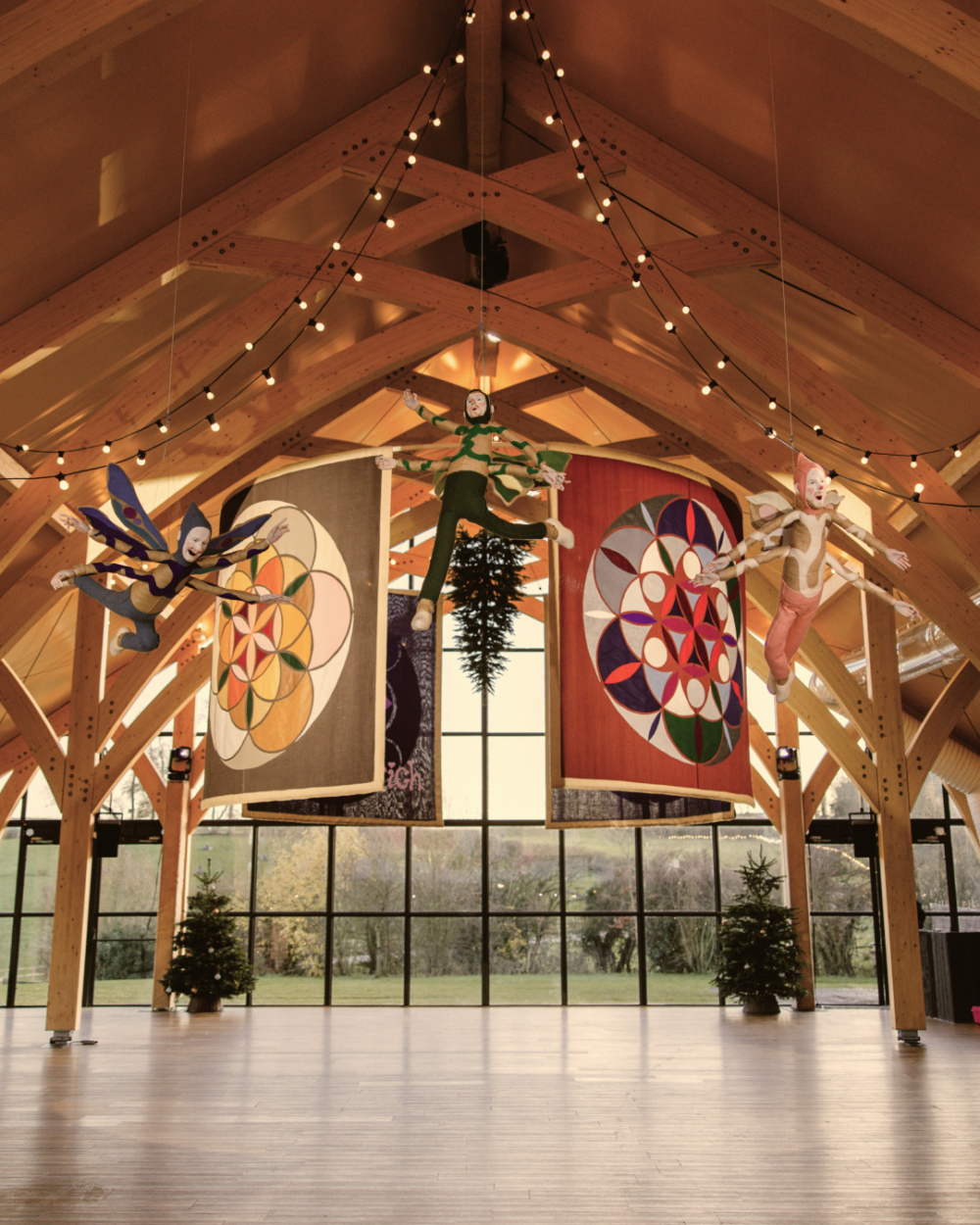 從美國市場的深度經營到亞洲的首次進軍，每一步都有其商業邏輯