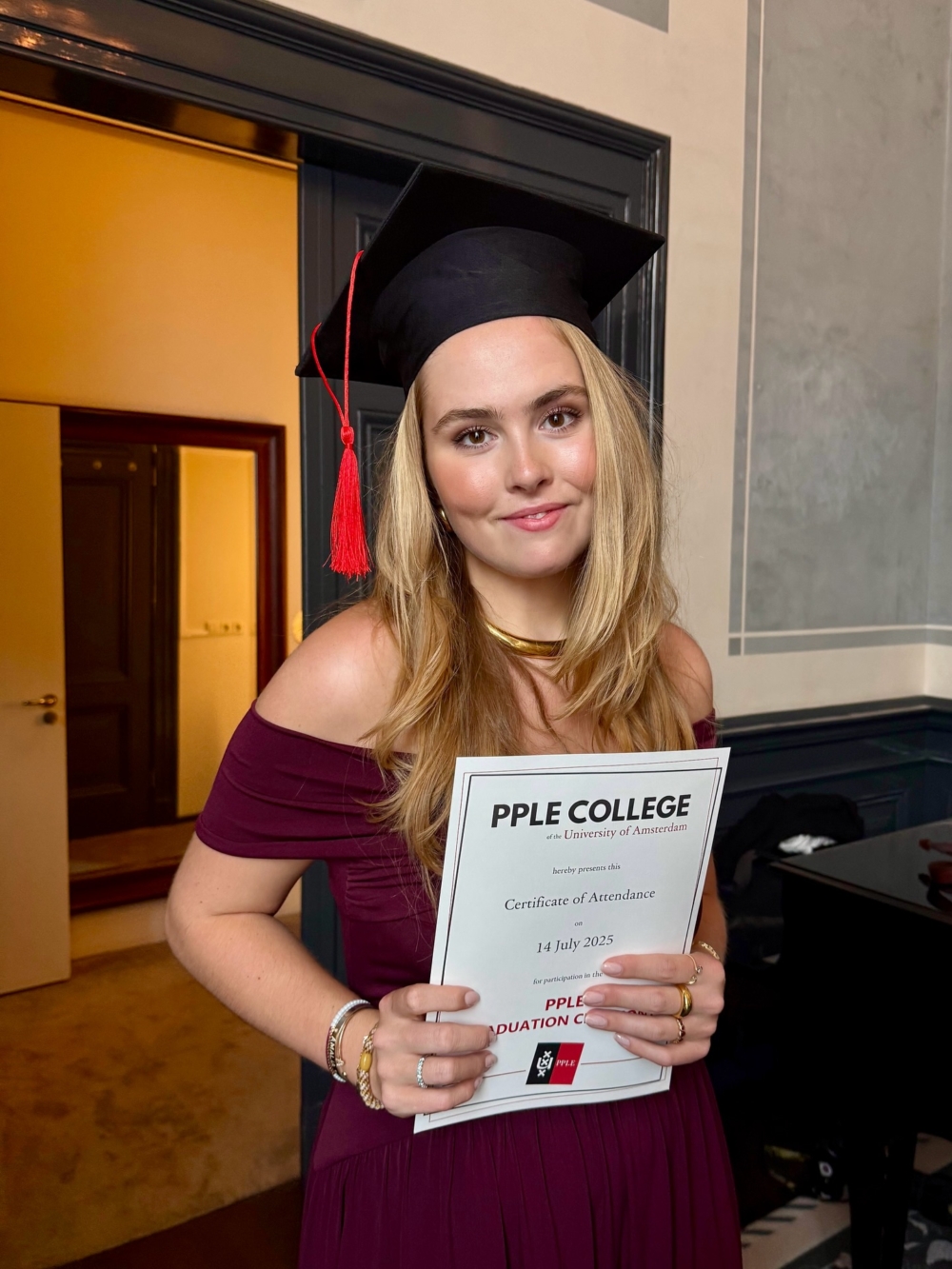 Catharina-Amalia 公主選擇了阿姆斯特丹大學難度極高的 PPLE 學士學位