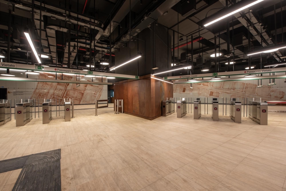 在競技場下面蓋地鐵？羅馬競技場地鐵站開通