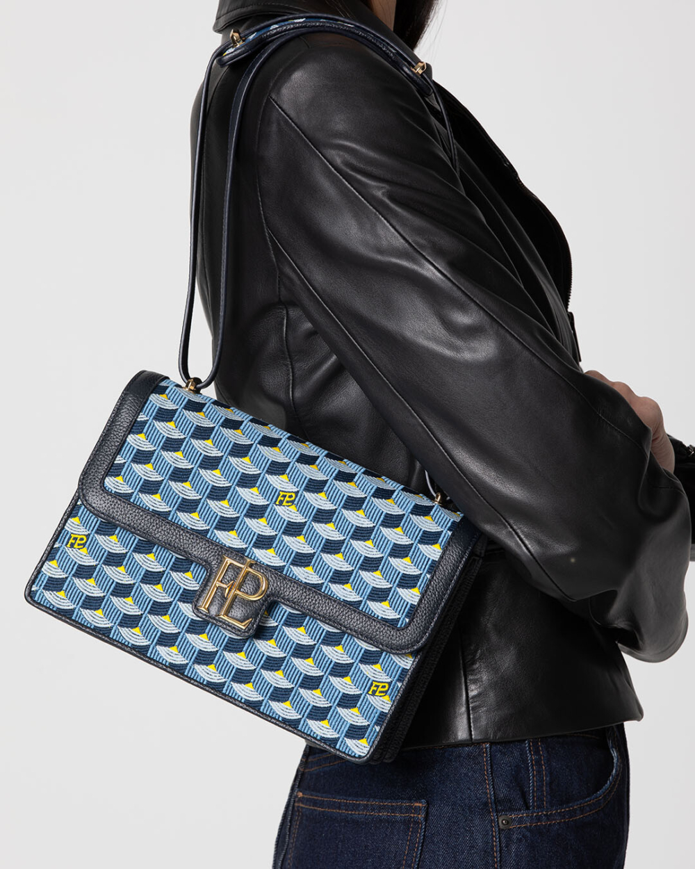 Fauré Le Page 在商標裡大量使用「1717」這個年份