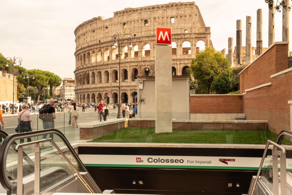 在競技場下面蓋地鐵？羅馬競技場地鐵站開通