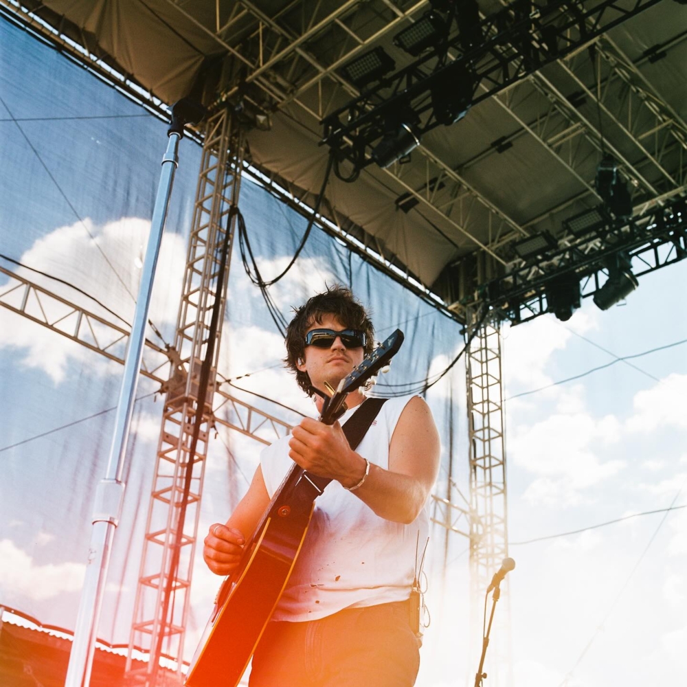 Spotify全球榜第一名回歸，超越Taylor Swift