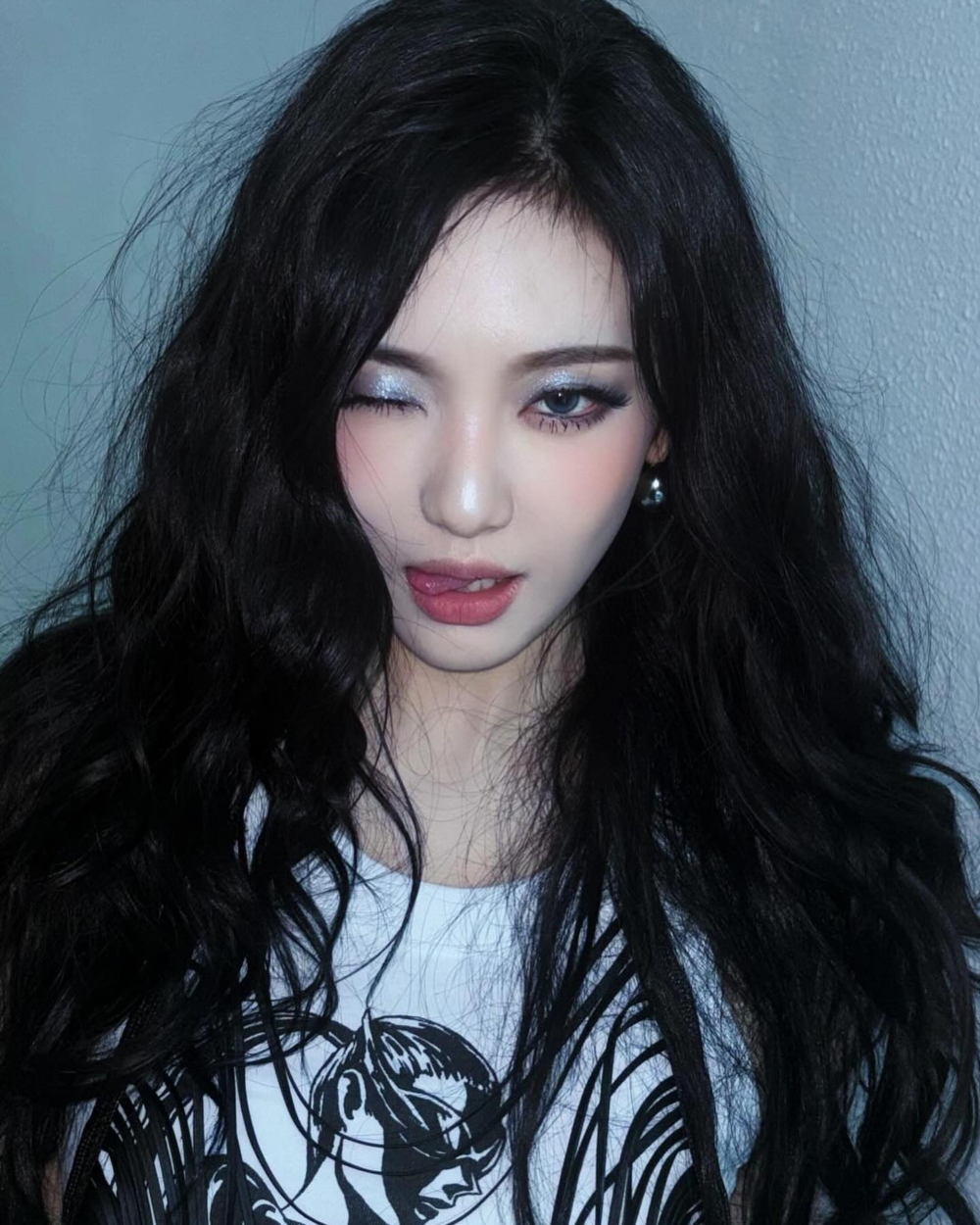 冷調藍色將在 2026 年全面佔領感官