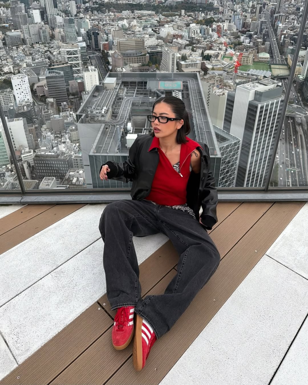 窄框眼鏡有一種天生的專業度與克制感