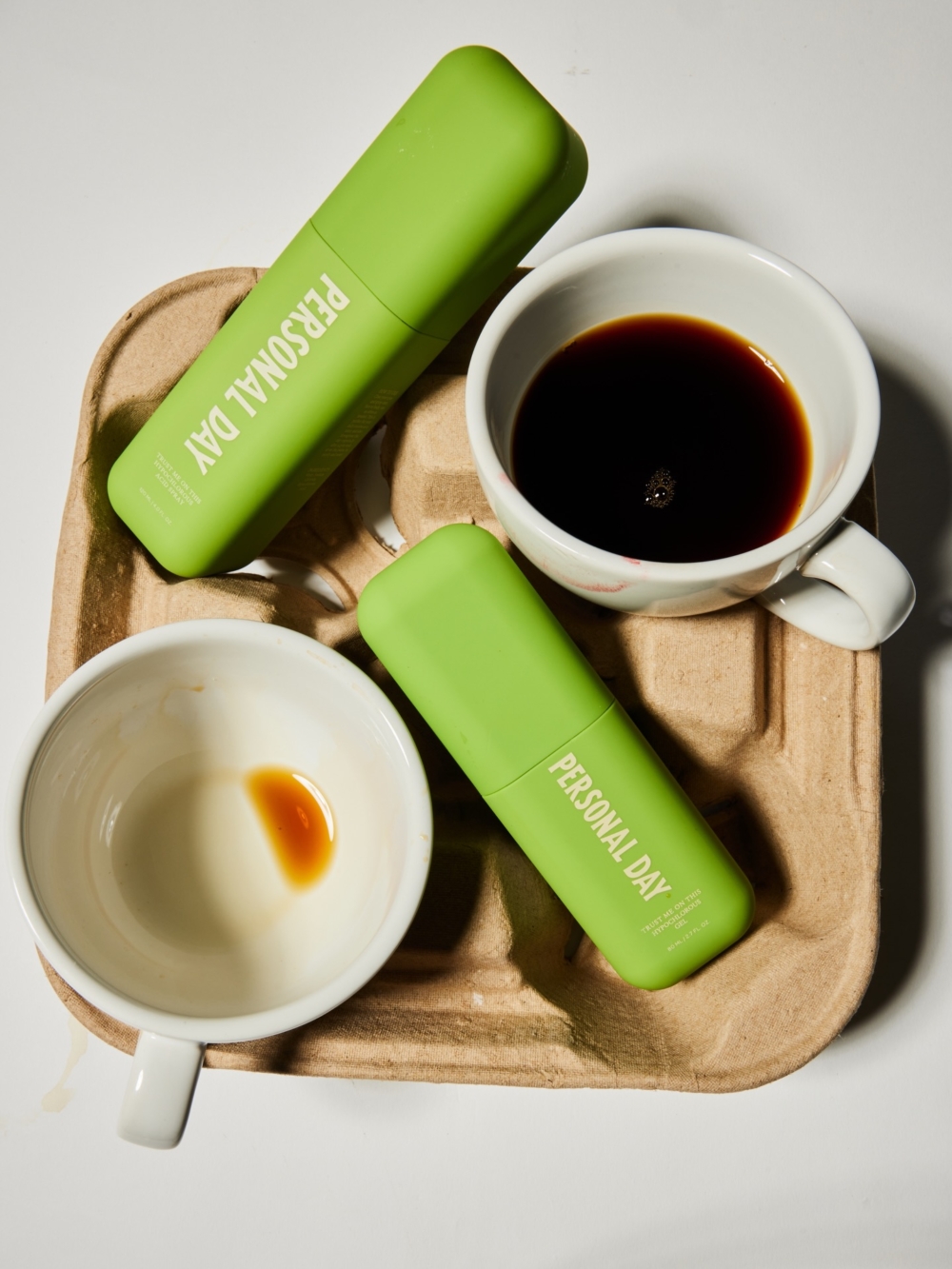 包裝上找不到她的名字，品牌野心藏在細節裡