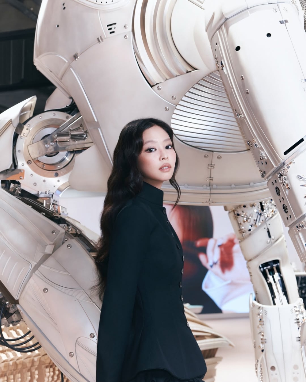 與口紅不同，香水帶來的愉悅其實更為私密