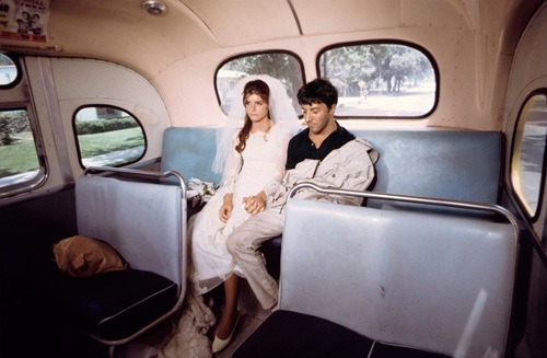 在濾鏡碎裂後，你第一次看清對方的臉，以及這段感情在現實世界中真正的重量