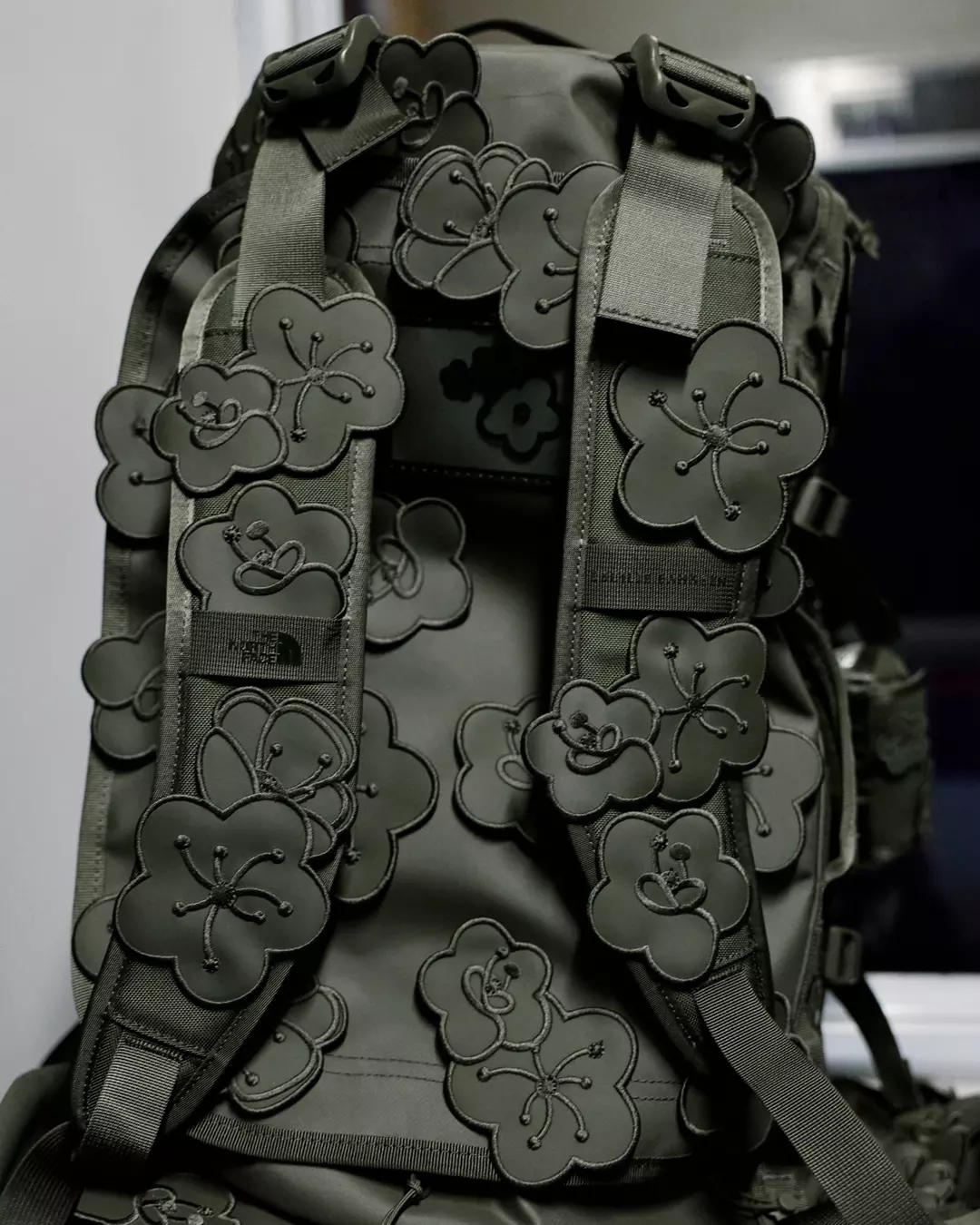 對於The North Face而言，她將機能與高級感結合