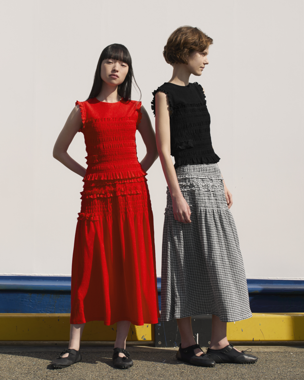 近期Cecilie Bahnsen宣告與UNIQLO聯名，則是將這股浪漫風暴徹底推向了大眾視野