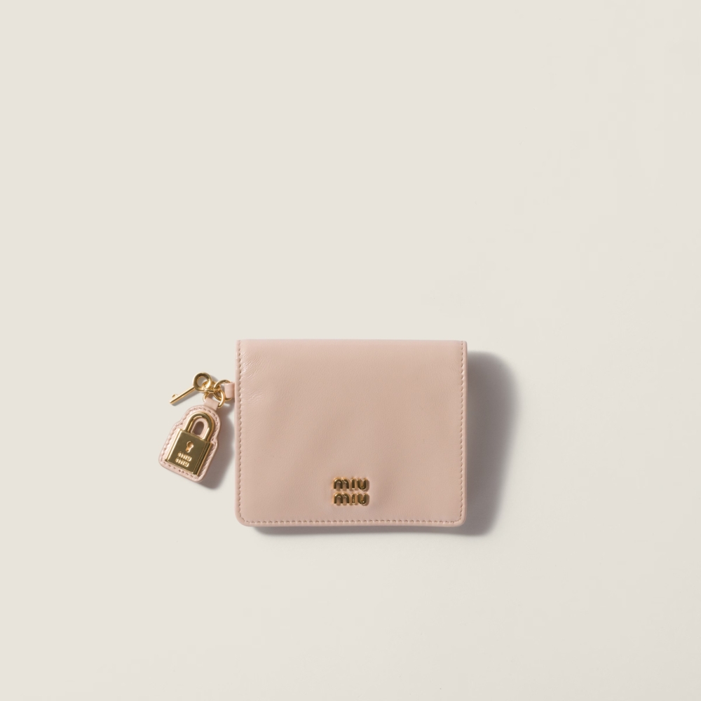 MiuMiu 皮革短銀包 Small leather wallet