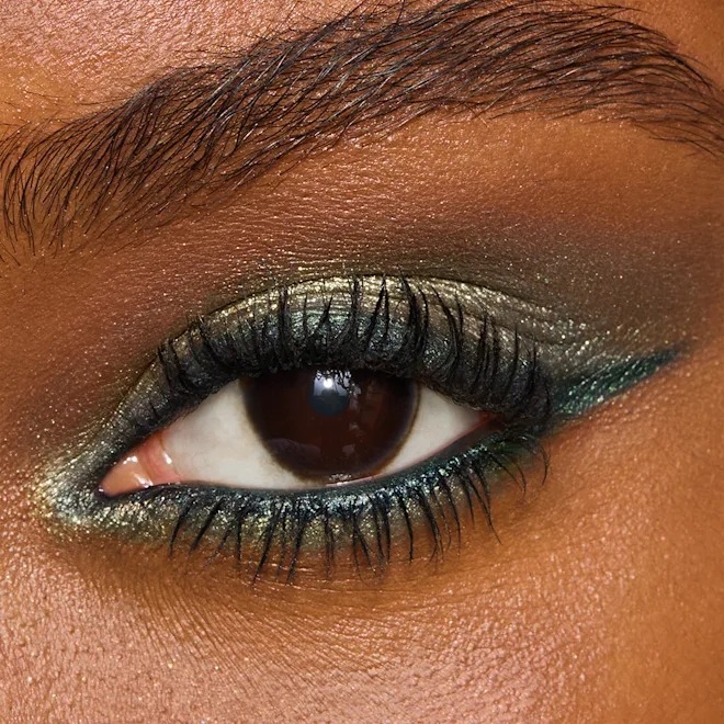 CHARLOTTE'S PALETTE OF BEAUTIFYING EYE TRENDS #EMERALD EFFECT