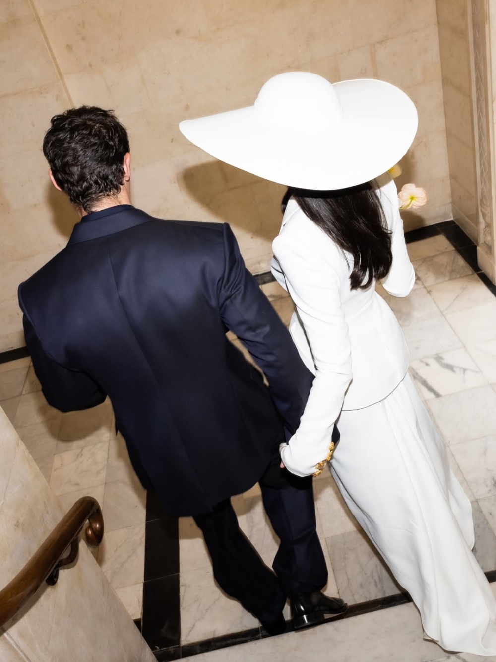 Dua Lipa與演員Callum Turner的世紀婚禮席捲全球