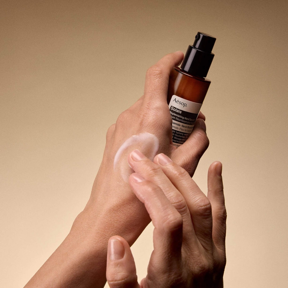 Aesop 韶光手部修護精華