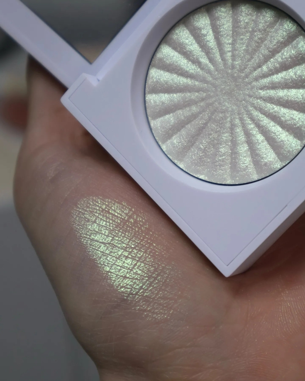 OFRA Highlighter #Out of this World
