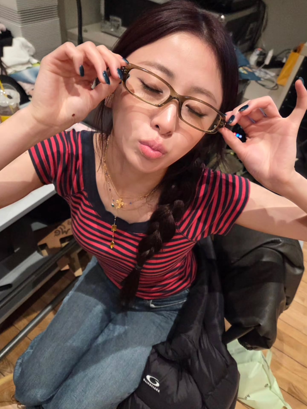 麼窄版長方框、橢圓框本身就帶有比較強烈的Fashion感