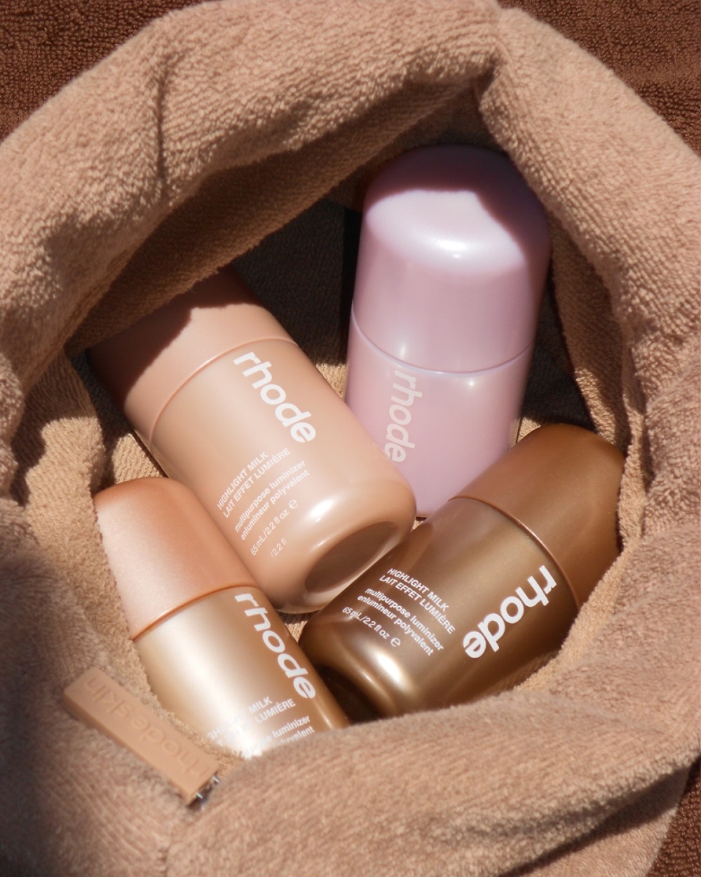 rhode Highlight Milk 03 Pearly Warm Bronze，約HK$218／約NT$882